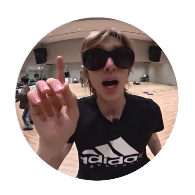 Nam châm Martin Cortis Meme 02